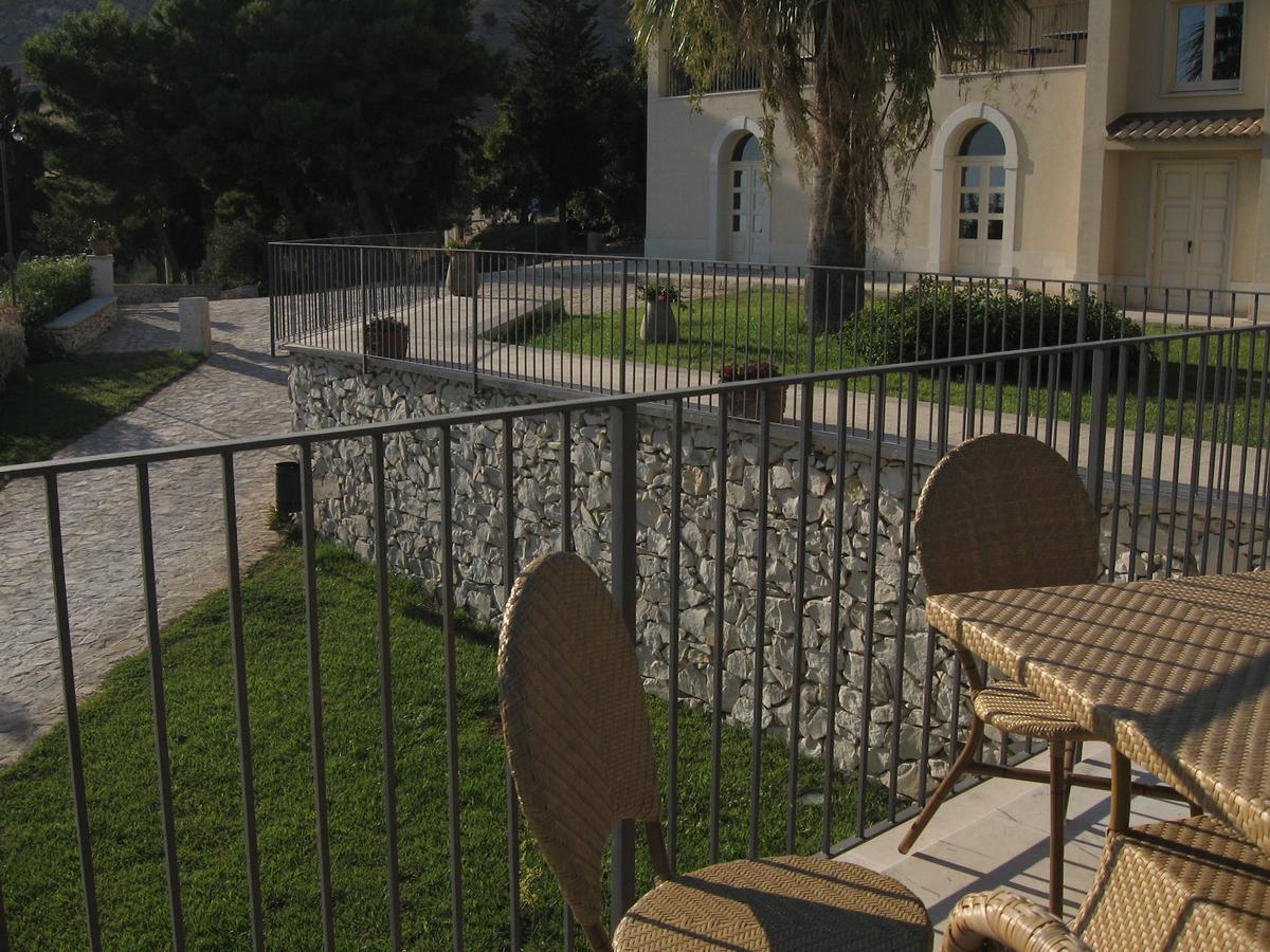 Villa Keratea Gela Kültér fotó